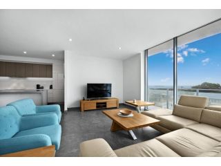 Luxury Apartment Caves Beach 4 Bed Apartment, Caves Beach - 2