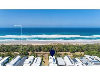 Luxury Casuarina Beachfront Guest house, Casuarina - 1