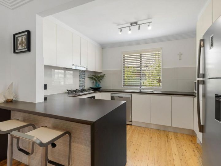 Luxury Pet FriendlyFamily Home in the Heart of Huskisson Guest house, Huskisson - imaginea 7