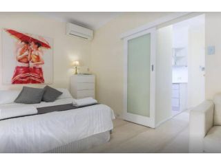 M102 West Perth Studio Apartment Apartment, Perth - 3