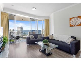 MadeComfy Ocean Views at Skyline Central Apartment, Gold Coast - 2