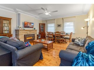 Magpie Cottage Guest house, Katoomba - 2