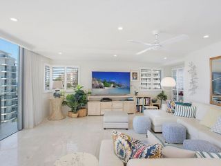 Maili Unit 10 Apartment, Gold Coast - 3