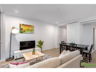 Manhattan View 2BR Apt On L52 in Central CBD-80A07 Apartment, Melbourne - 3