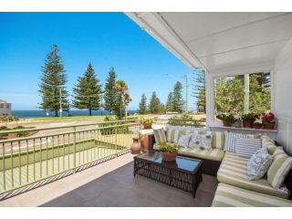 Marine Heights Apartment, Yamba - 1