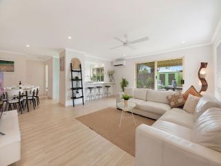 Maroochy Magic * 3 Min Walk To River & Canal Beach Apartment, Maroochydore - 4