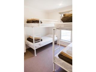 McLean Beach Holiday Park Accomodation, Deniliquin - 4