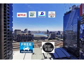 Melbourne CBD Water Views Parking WiFi Wine Apartment, Melbourne - 2