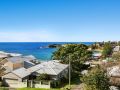 Scenic Beachside Apartment, near Bar & Restaurant Guest house, Terrigal - thumb 4