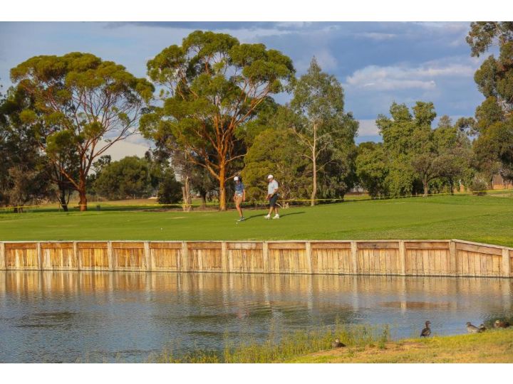 Mildura Golf Resort Hotel, Mildura - imaginea 8