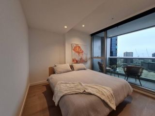 Mimese the Citylife 3BR2BA Parking+Pool+Gym+Sauna Apartment, Melbourne - 3