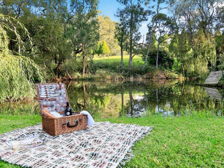 Mirrabooka Burrawang beautiful home and 3 acres of gardens in the Southern Highlands Guest house, New South Wales - imaginea 9
