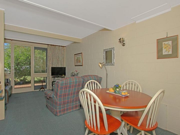 Mitchell Parade Townhouse 3 Guest house, Mollymook - imaginea 8