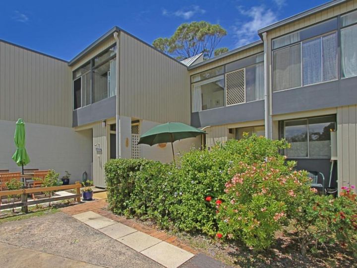 Mitchell Parade Townhouse 3 Guest house, Mollymook - imaginea 6