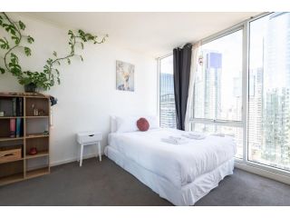 Modern 1 Bedroom Apartment in Southbank Apartment, Melbourne - 5