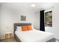 Modern, Executive Apartment near Newtown Apartment, Sydney - thumb 4