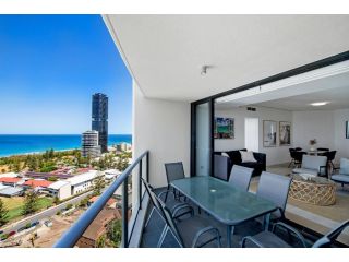 Modern High Floor 2 Bed Ocean Facing Apartment in Sierra Grand Apartment, Gold Coast - 4