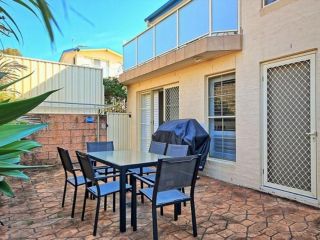 Modern Townhouse on the Creek in Huskisson Guest house, Huskisson - 4