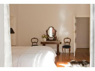 Mollisons Aparthotel, Kyneton - 5