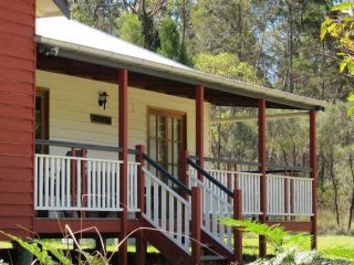 Neds Cabin Chalet, Queensland - 2