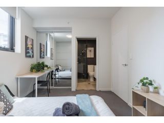 NEW! 2BR Apt in Hurstville 1Min To Train Sleep8 Apartment, Sydney - 4