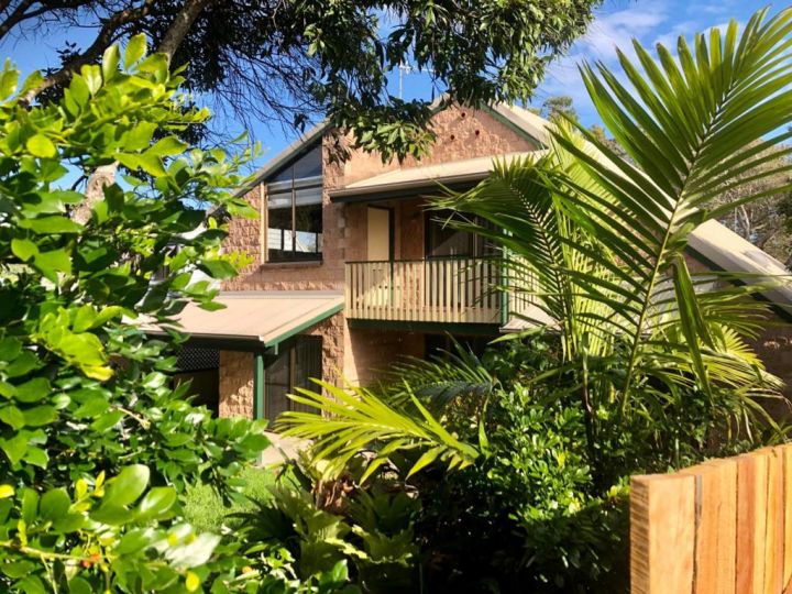 Bluff Road Beach House, Emerald Beach Guest house, Emerald Beach - imaginea 2