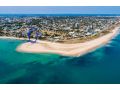 Beachfront Family Favourite Home with Pool & Views Guest house, Mandurah - thumb 6