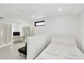 New studio apartment in Surry Hills Apartment, Sydney - 2