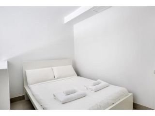 New studio apartment in Surry Hills Apartment, Sydney - 1