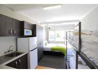 Nobby Beach Holiday Village Accomodation, Gold Coast - 4