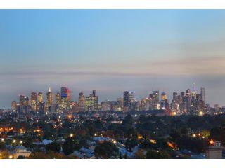 StayCentral - Northcote Hill Penthouse Apartment, Melbourne - 1