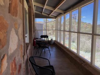 Nudlamutana Hut - Vulkathunha-Gammon Ranges National Park Guest house, South Australia - 3