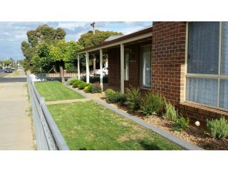 Numurkah Self Contained Apartments - The Mieklejohn Apartment, Victoria - 4