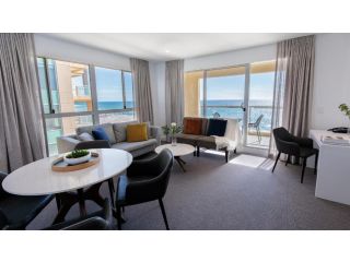 Oaks Glenelg Plaza Pier Suites Aparthotel, Adelaide - 4