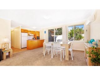 Oasis - Family Friendly Umina Beach Guest house, Ettalong Beach - 4