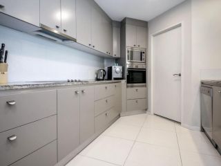 Oasis, Unit 3/5 Laman Street Apartment, Nelson Bay - 5