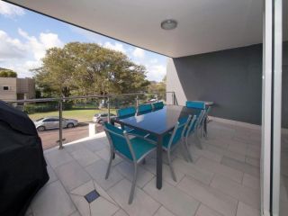 Oasis, Unit 3/5 Laman Street Apartment, Nelson Bay - 2