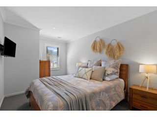 Ocean Dreams- Perfect whole family getaway! Kids Games room, Pet friendly! Guest house, Ocean Grove - 5