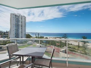 Ocean Plaza Unit 936 - Right on the beach in the centre of Coolangatta Apartment, Gold Coast - 2