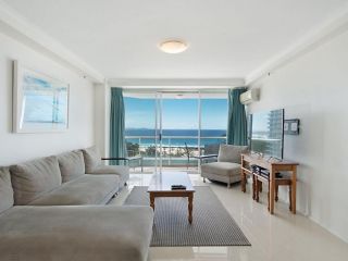 Ocean Plaza Unit 936 - Right on the beach in the centre of Coolangatta Apartment, Gold Coast - 1