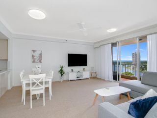 Ocean Tower Unit 902 Apartment, Tweed Heads - 2