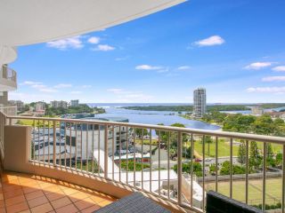 Ocean Tower Unit 902 Apartment, Tweed Heads - 1