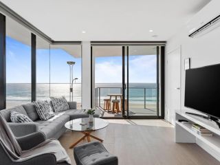 Ocean Views Apartment with Rooftop Pool Apartment, Gold Coast - 2