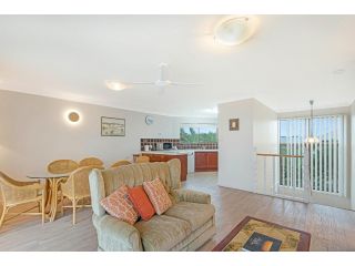 Ocean Waves Villa, Lennox Head - 3