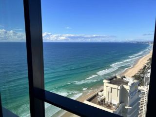 Oceanfront - Level 39 Apartment, Surfers Paradise Guest house, Gold Coast - 1