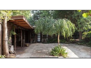 Oliver's potting shed Guest house, Daylesford - 1