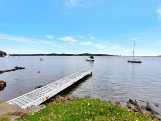 On The Lake at Fishing Point Guest house, Fishing Point - 1