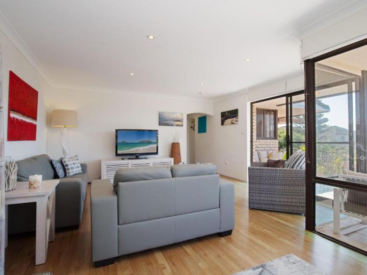 3 &#x27;ENDEAVOUR&#x27;, 13 ONDINE CL - LARGE THREE BEDROOM UNIT WITH FILTERED WATER VIEWS Apartment, Nelson Bay - imaginea 6