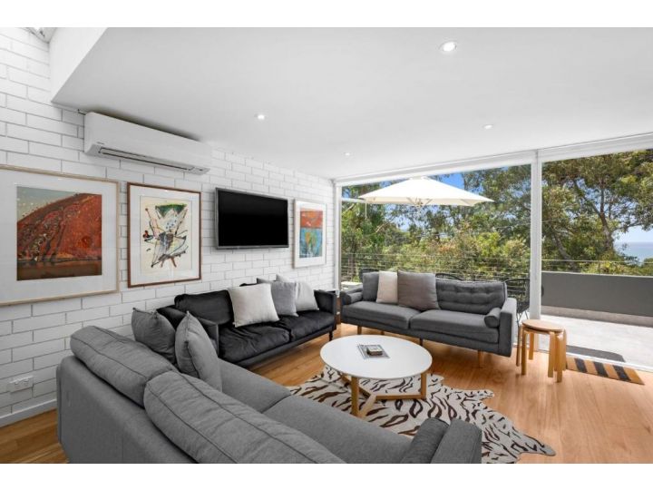 One At Eight Apartment, Lorne - imaginea 2