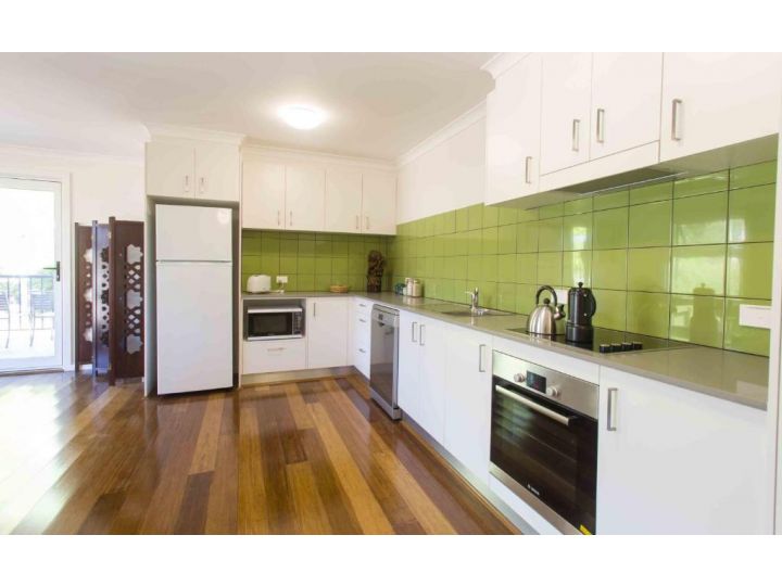 One of a Kind Apartments Aparthotel, Canberra - imaginea 7